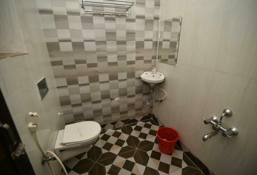 デラックスの４人部屋, Green View Hotel & Resort