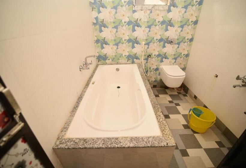 キングサイズベッドのスタンダードルーム, Green View Hotel & Resort