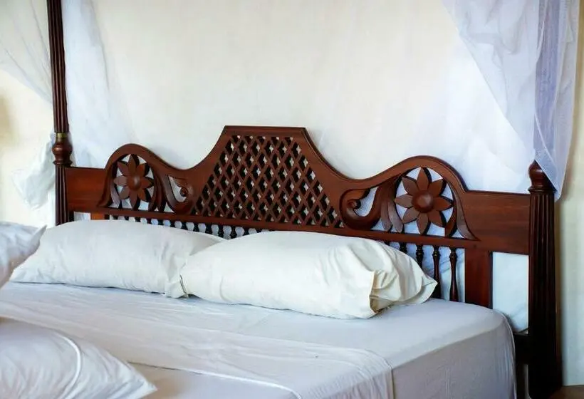 اتاق سوپریور با چشم‌انداز دریا, Lamu House
