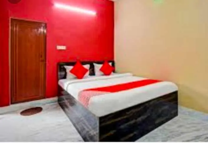 Classic Kolmen Hengen Huone, Yuvraj Town