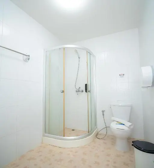 Perhehuone Puutarhanäkymä, ฺbaan Waru Seaview Villa