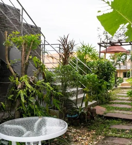 Standard-huone Puutarhanäkymä, ฺbaan Waru Seaview Villa