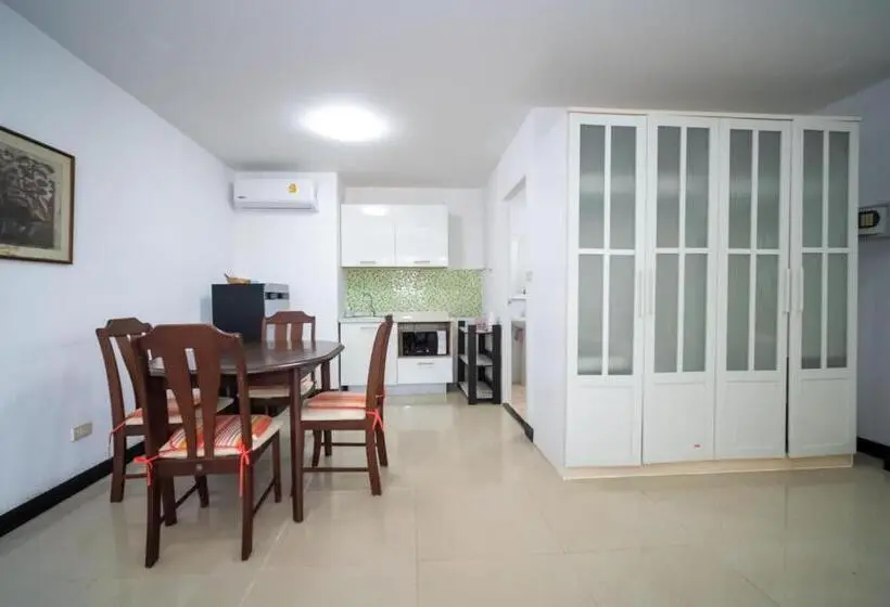 Standard-huone Puutarhanäkymä, ฺbaan Waru Seaview Villa