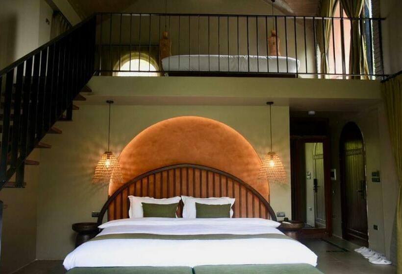 اتاق خانوادگی, Maida Lodge