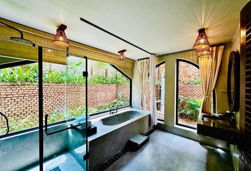 اتاق سوپریور با چشمانداز باغ, Maida Lodge