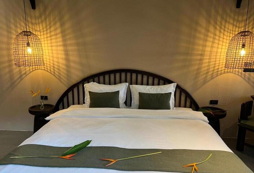 اتاق سوپریور با چشمانداز باغ, Maida Lodge