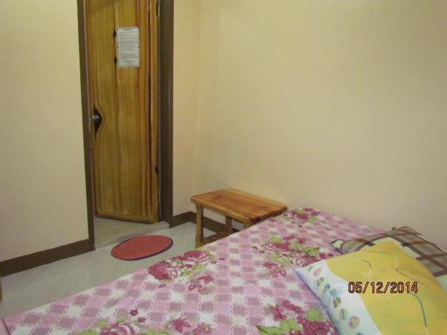 이코노미 룸, Triple Js Inn Sagada