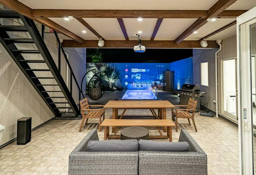 וילה בת 2 חדרי שינה, Futureresort