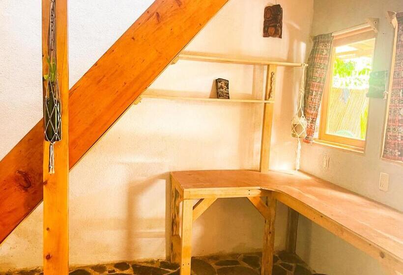 اتاق استاندارد سه نفره, Granja Tzikin