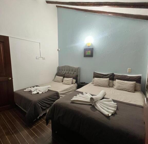 غرفة كلاسيكية رباعية, La Casa De Las Flores Spa