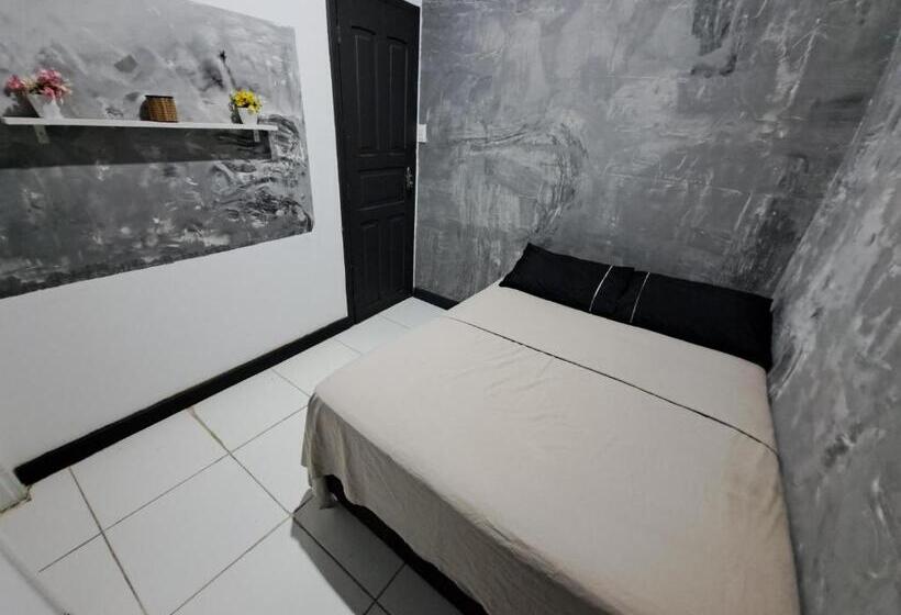 デラックスルーム, Youkoso Hostel