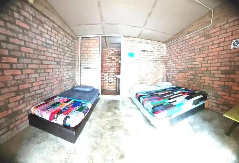 スタンダードトリプルルーム, Oyo Home 90641 Naga Puri Beach Retreat