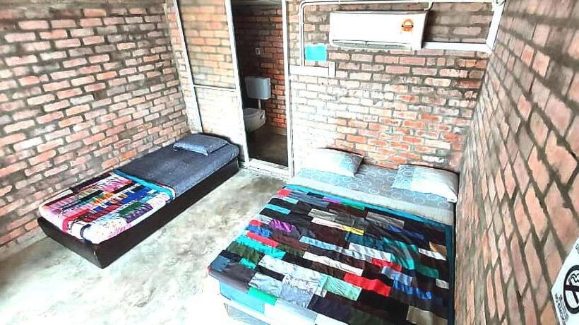 Номер Стандарт Трехместный, Oyo Home 90641 Naga Puri Beach Retreat