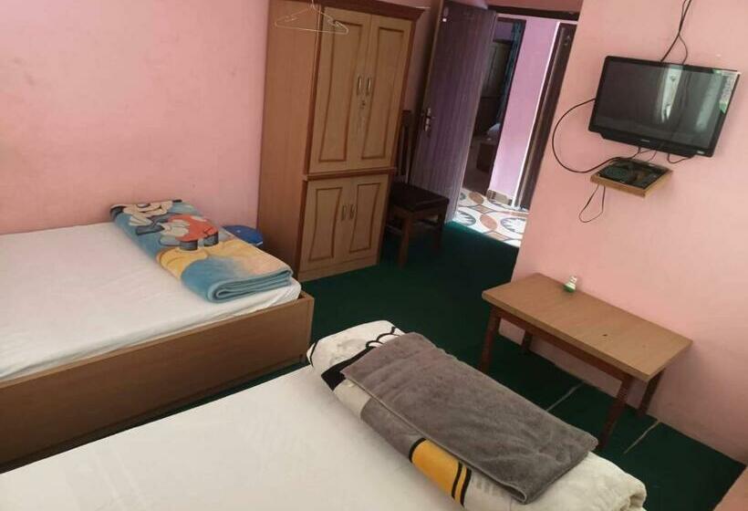 اتاق اکونومی, Peace Heaven