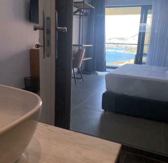 Номер Стандарт Вид на Море с Балконом, Vila D Boutique