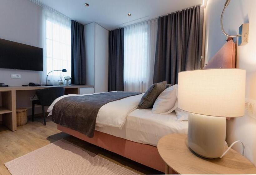 اتاق استاندارد, Vila De Casa