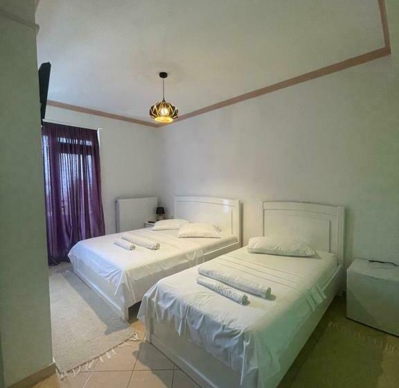 חדר סטנדרט לשלושה, Vila Toska