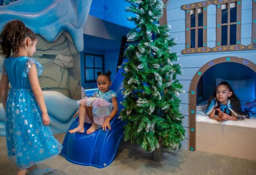 ‫فيلا غرفة نوم واحدة, Villatel Village At Solterra Resort