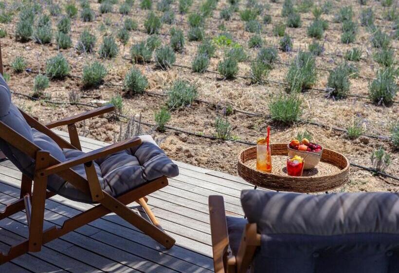 غرفة قياسية رباعية مزودة بشُرفة, Zaya çeşme Hotel & Beach