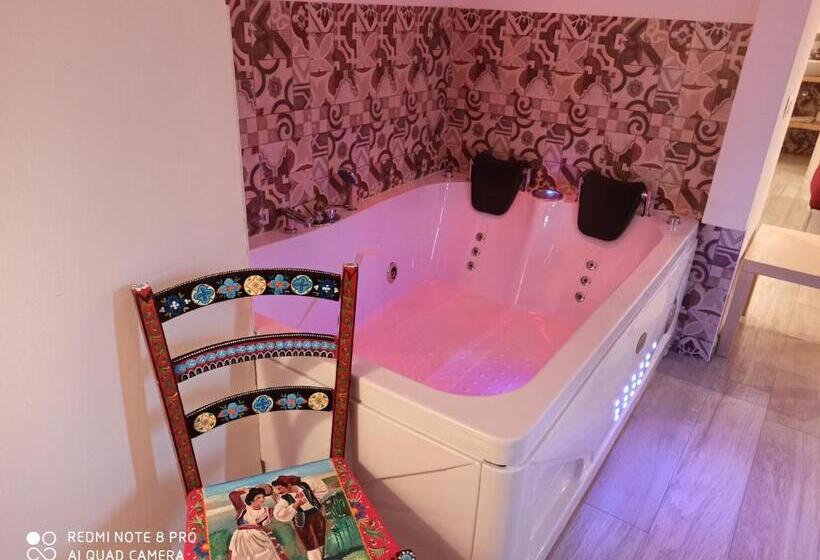 Suíte com Hidromassagem, B&b Triskèles