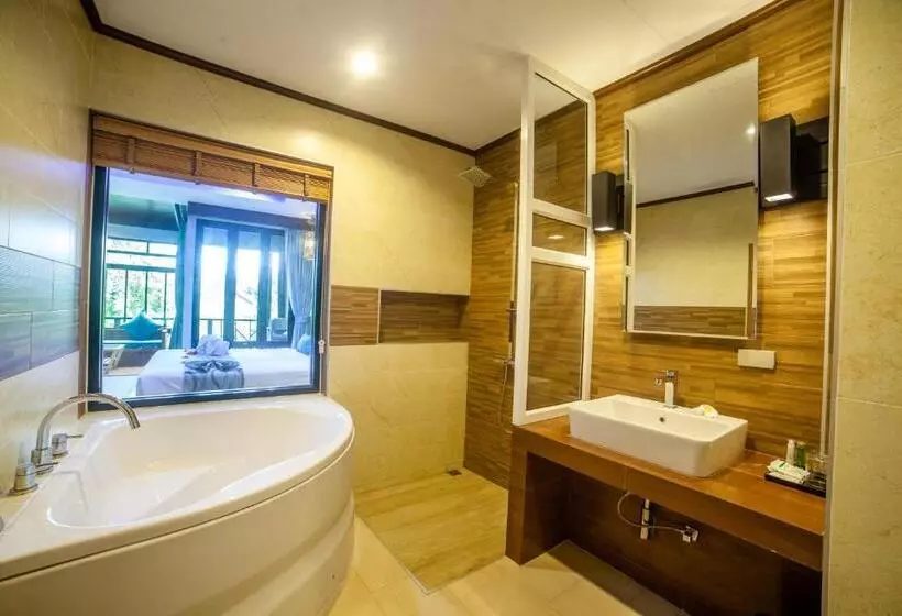Suite Deluxe cu Vedere la Mare, Chaokoh Phi Phi Hotel And Resort Sha Extra Plus