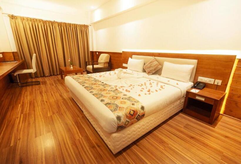 غرفة تنفيذية, Elite Palazzo