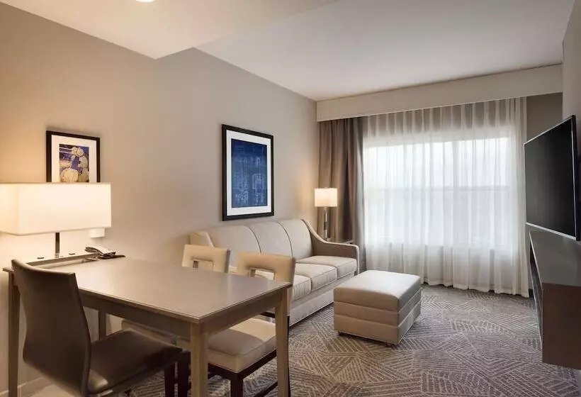 Sviitti Liikuntarajoitteisille, Embassy Suites By Hilton Kansas City Olathe