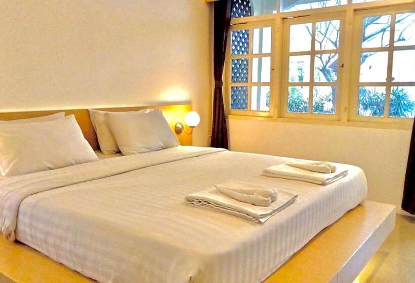 디럭스 룸, Garden Home Kata