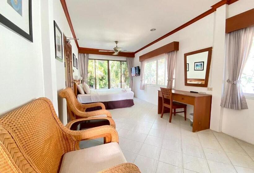 발코니 디럭스 룸, Garden Home Kata