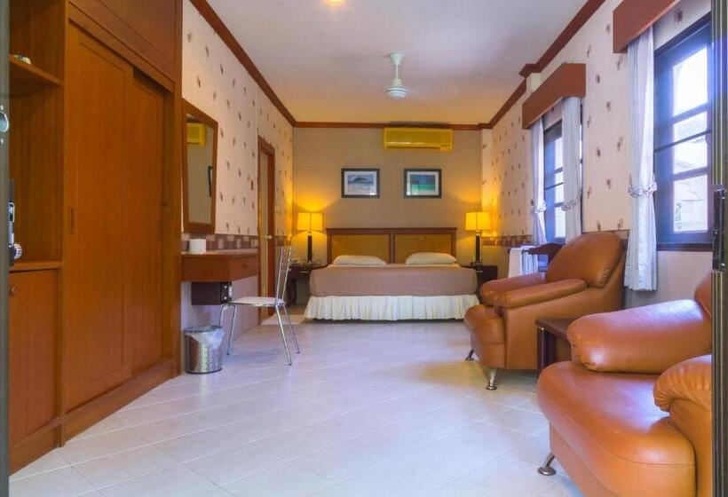 발코니 디럭스 룸, Garden Home Kata