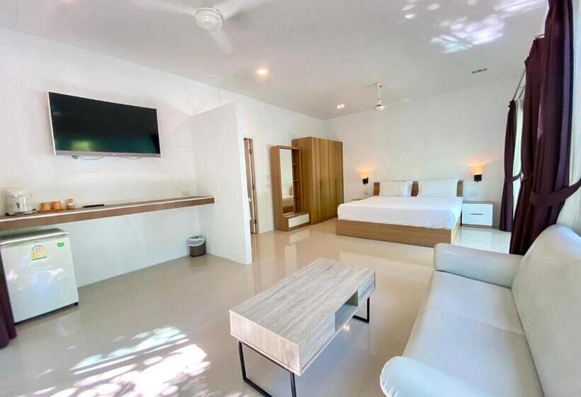 풀장 전망 디럭스 룸, Garden Home Kata