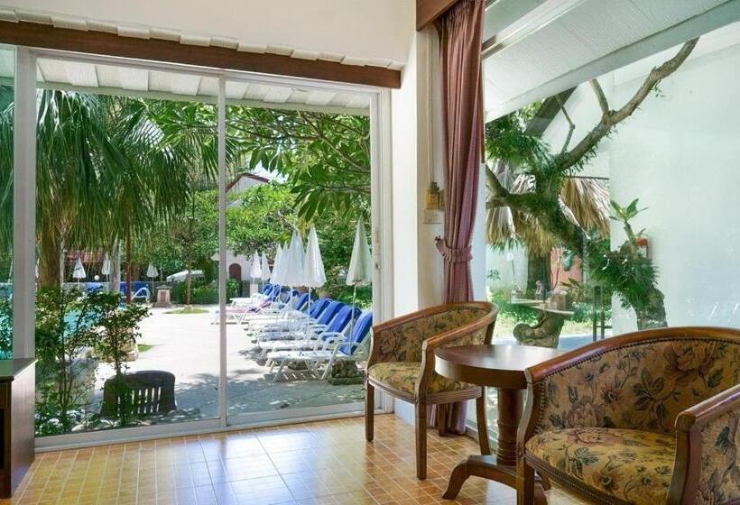 풀장 전망 디럭스 룸, Garden Home Kata