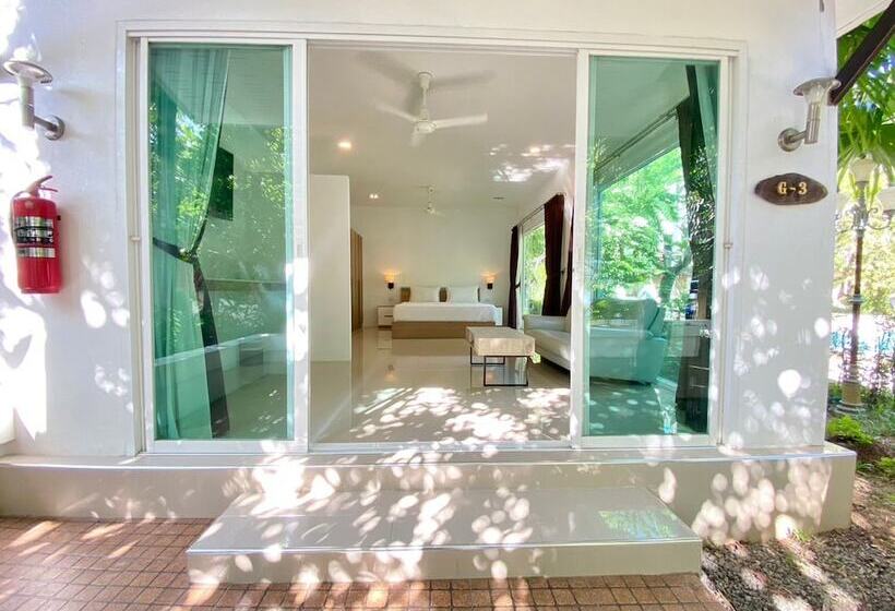 풀장 전망 디럭스 룸, Garden Home Kata