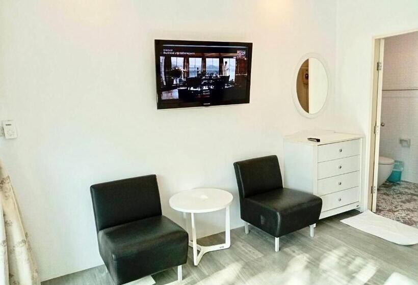 풀장 전망 디럭스 룸, Garden Home Kata