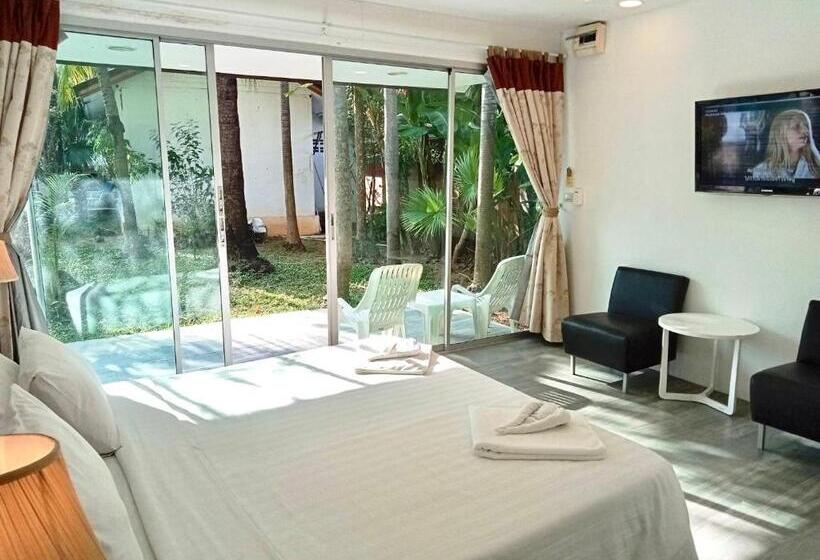 풀장 전망 디럭스 룸, Garden Home Kata