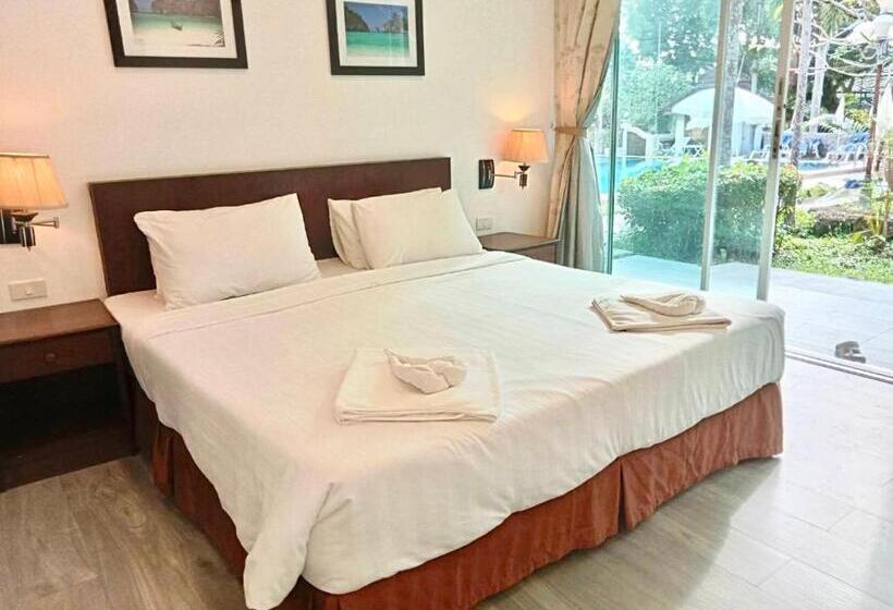 풀장 전망 디럭스 룸, Garden Home Kata