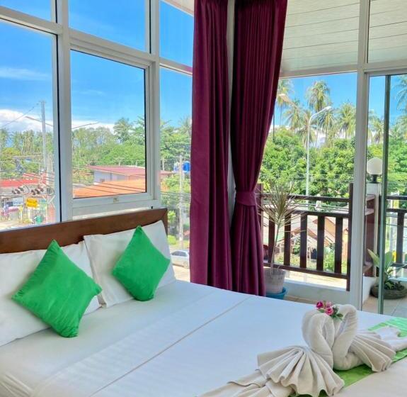 غرفة عائلية, Lanta Just Come