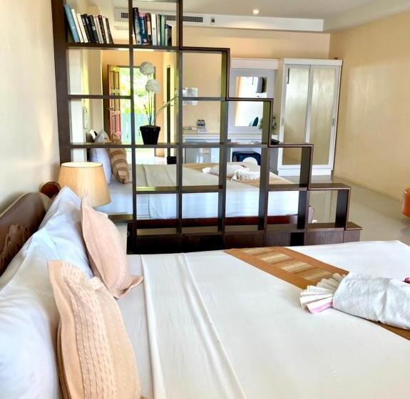 デラックスの４人部屋, Lanta Just Come