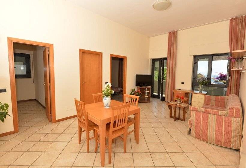 Апартаменты 1 Спальня, Miramare Residence