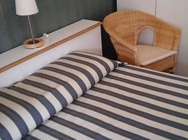 اتاق استاندارد چهار تخته, Morchio Mhotelsgroup