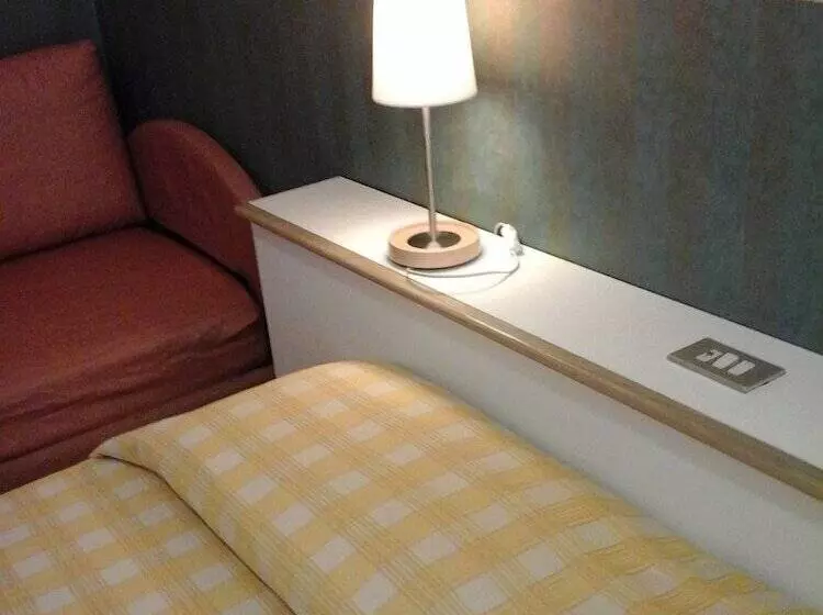 اتاق استاندارد چهار تخته, Morchio Mhotelsgroup