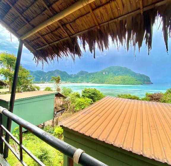 בקתה סופריור, Phi Phi Sea Sky Resort