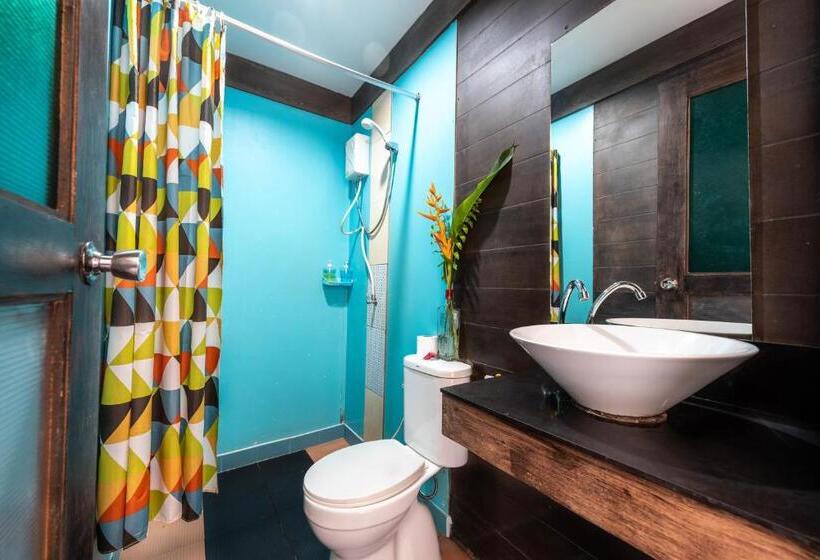 בקתה סופריור, Phi Phi Sea Sky Resort