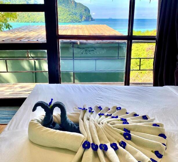 בקתה סופריור, Phi Phi Sea Sky Resort