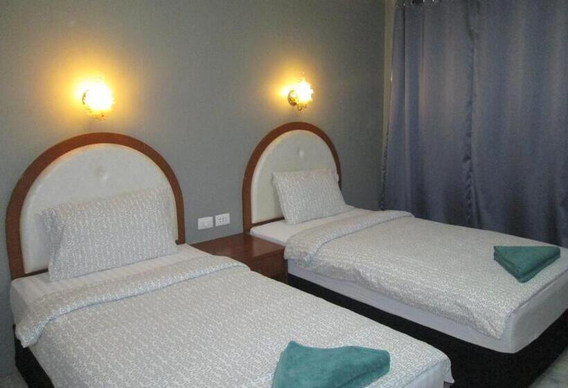 Pokój Standard z Balkonem, Pineapple Guesthouse
