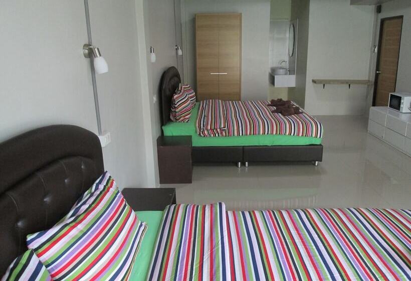 غرفة عائلية, Pineapple Guesthouse