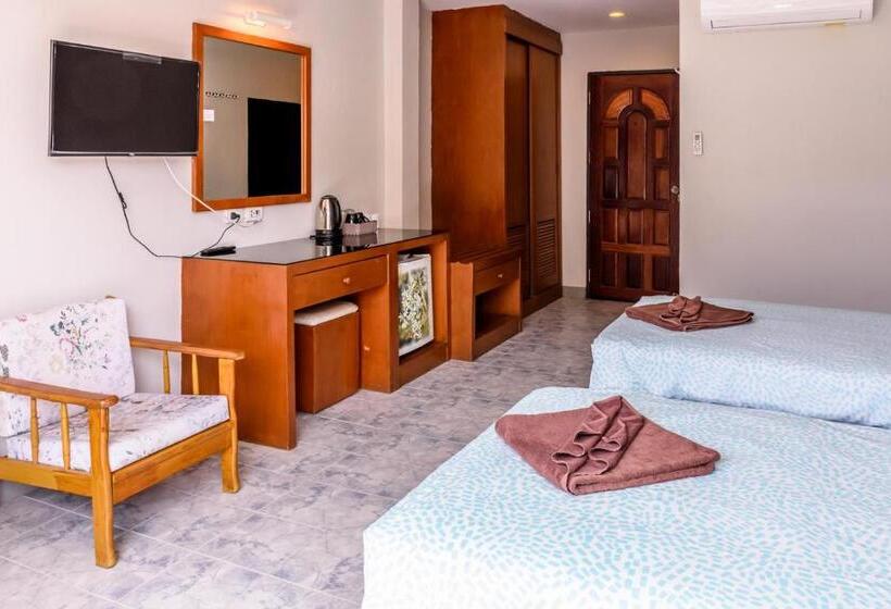 غرفة قياسية مزوَّدة بشُرفة, Pineapple Guesthouse