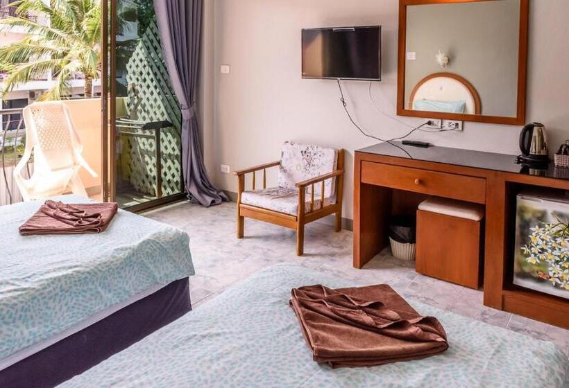 غرفة قياسية مزوَّدة بشُرفة, Pineapple Guesthouse