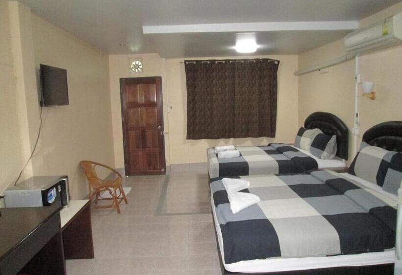 غرفة عائلية, Pineapple Guesthouse