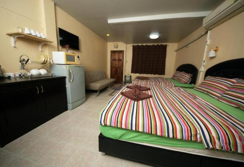 غرفة عائلية, Pineapple Guesthouse